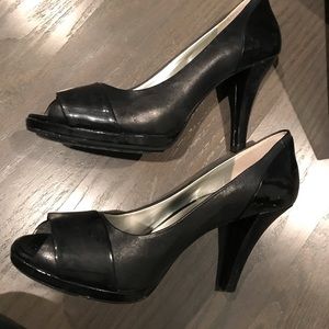 Kenneth Cole pumps